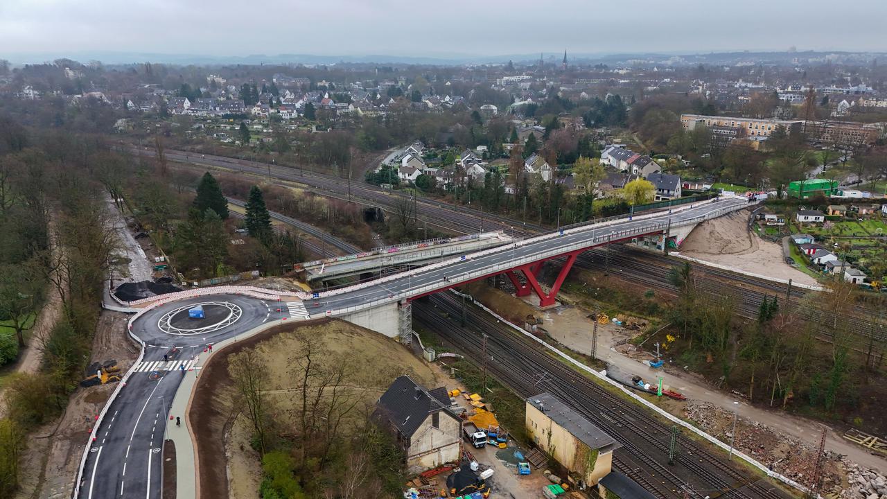 Neue Lohringbrücke freigegeben | Stadt Bochum