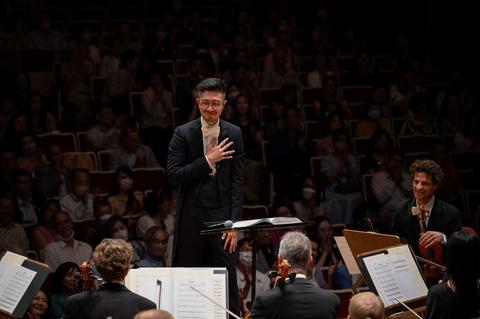 Tung Chieh Chuang dirigiert die Bochumer Symphoniker